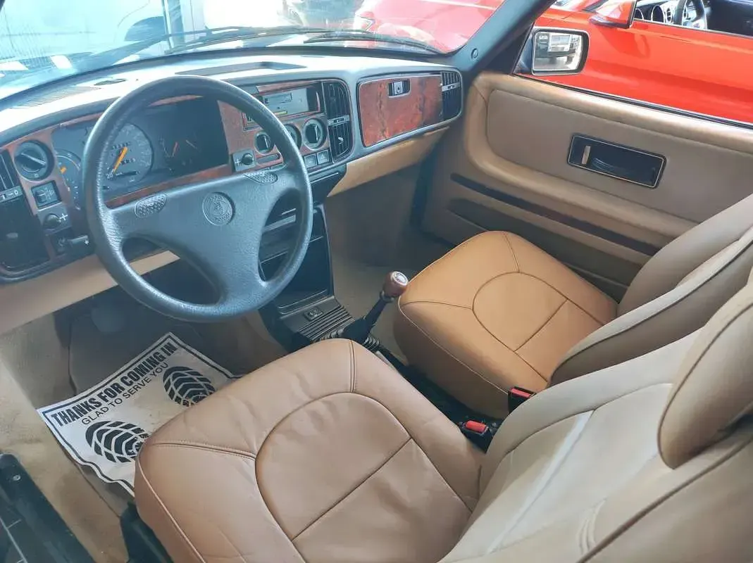 Usata Saab 900 Cabriolet 141 CV (103 kW) 1992 Verde Cabrio