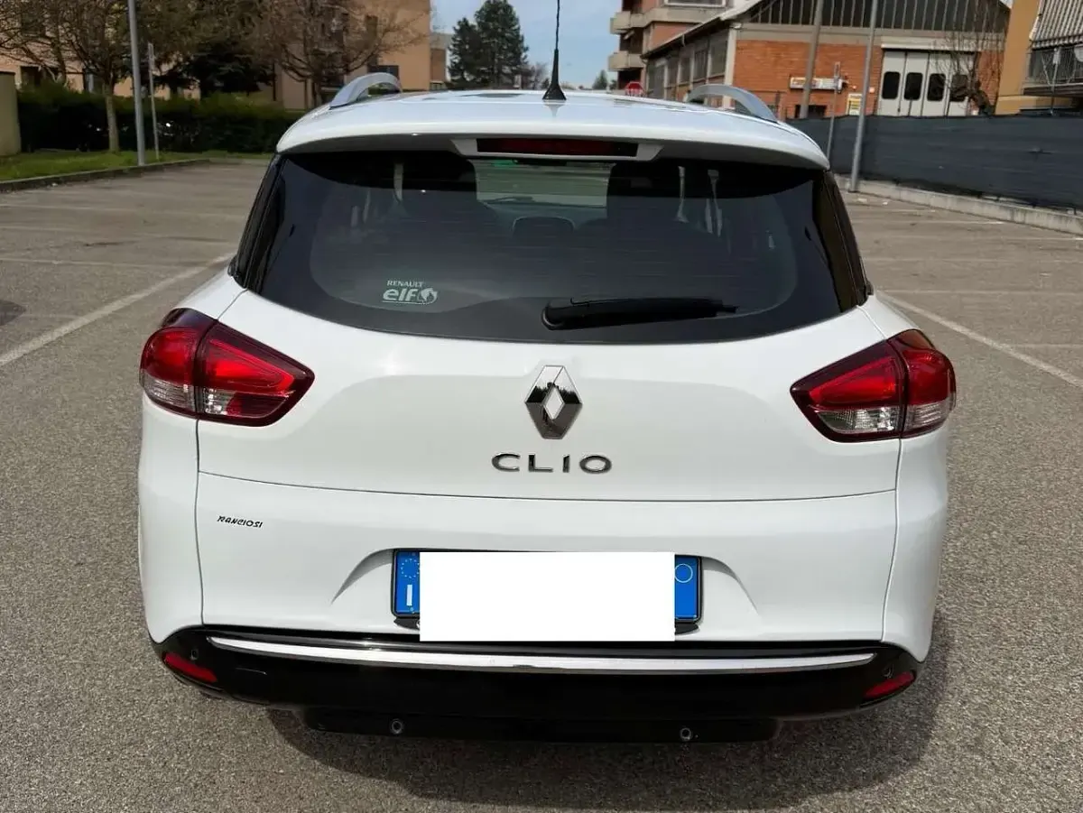 Usata Renault Clio 75 CV (55 kW) 2018 Bianco Station wagon