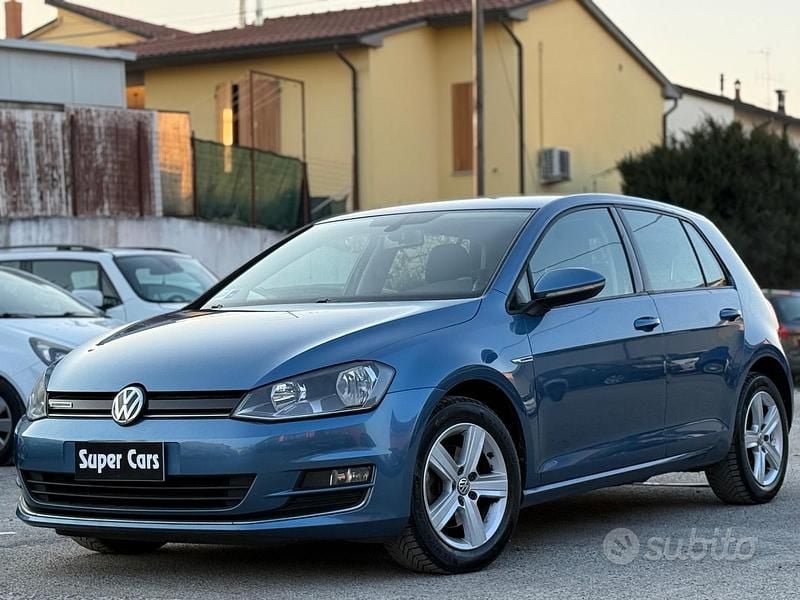 Usata VW Golf VII Highline 110 CV (80 kW) 2016 Blu/azzurro Berlina