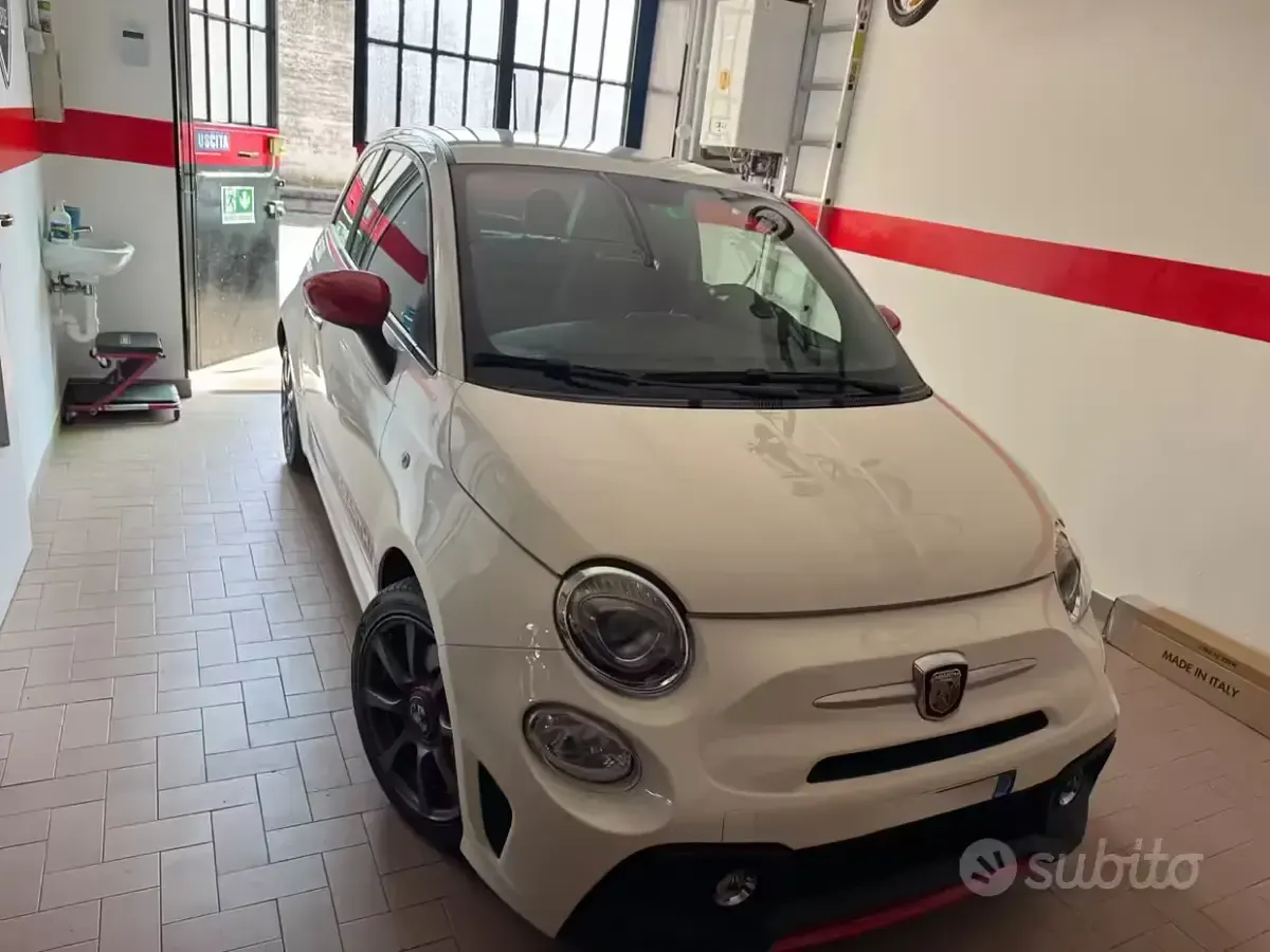 Usata Abarth 595 145 CV (106 kW) 2016 Bianco Berlina