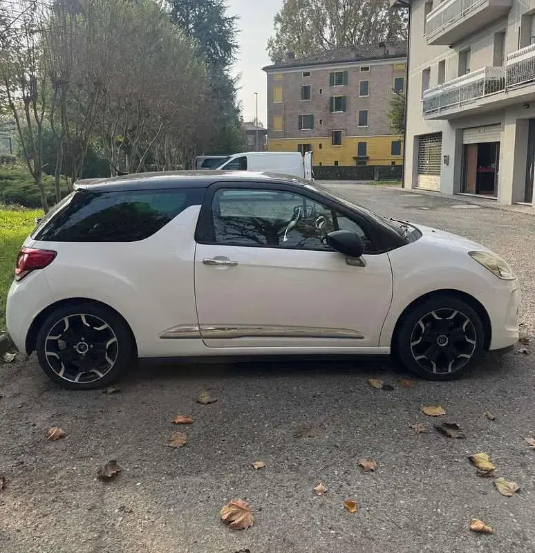 Usata Citroën DS3 95 CV (69 kW) 2012 Bianco Berlina