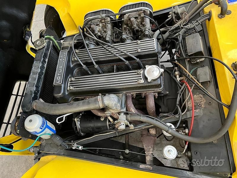 Usata Lotus Super Seven 1970 Giallo Cabrio