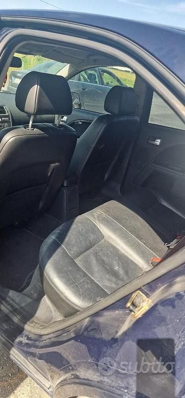 Usata Ford Mondeo 2005 Blu Berlina