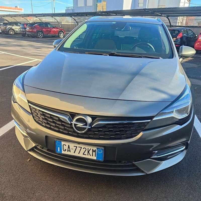 Usata Opel Astra Business Elegance 122 CV (89 kW) 2020 Grigio Station wagon