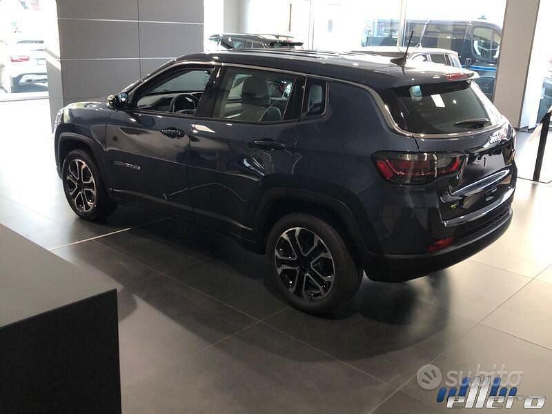 Nieuw Jeep Compass 130 PK (95 kW) 2025 SUV