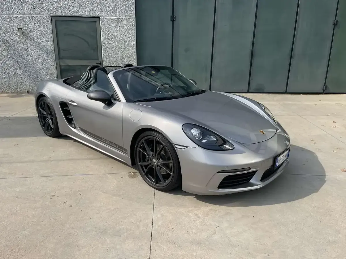 Usata Porsche 718 299 CV (219 kW) 2021 Argento Cabrio