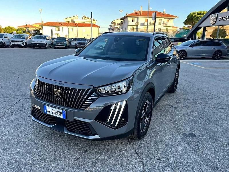 Nuova Peugeot 2008 GT 136 CV (100 kW) 2025 Grigio SUV