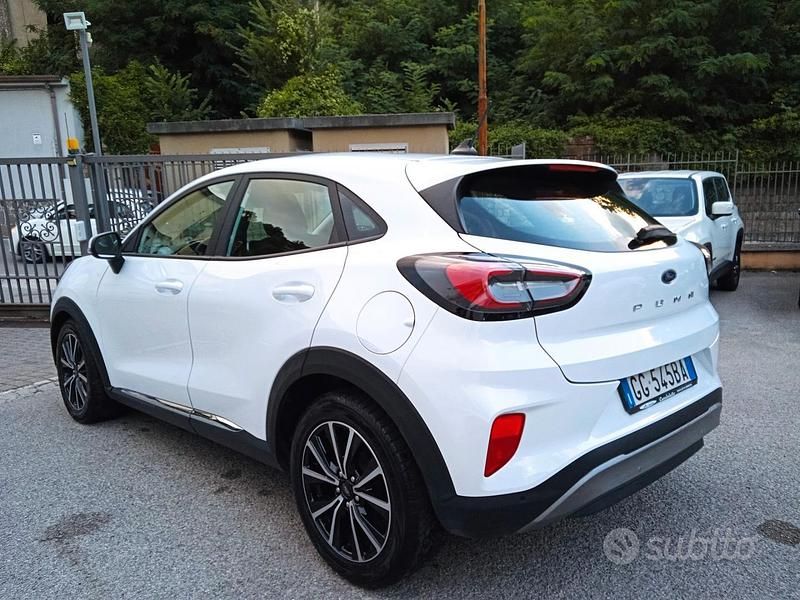 Usata Ford Puma Titanium 120 CV (88 kW) 2021 Bianco SUV