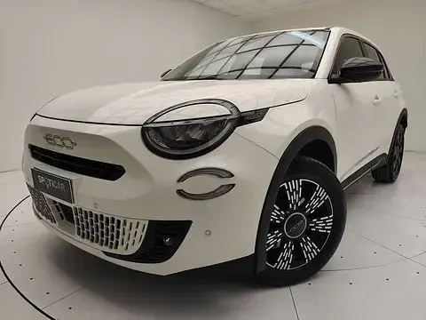 Używany Fiat 600 145 KM (106 kW) 2025 SUV