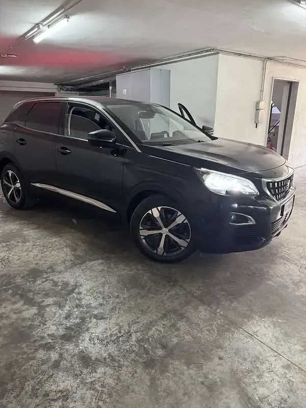 Usata Peugeot 3008 Allure 120 CV (88 kW) 2018 SUV