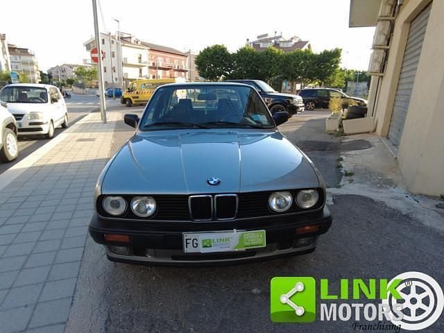 Usata BMW 318 114 CV (83 kW) 1989 Grigio Berlina