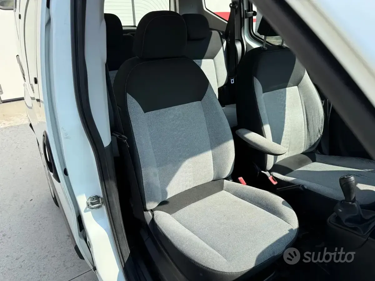 Usata Fiat Fiorino 80 CV (58 kW) 2019 Bianco Monovolume