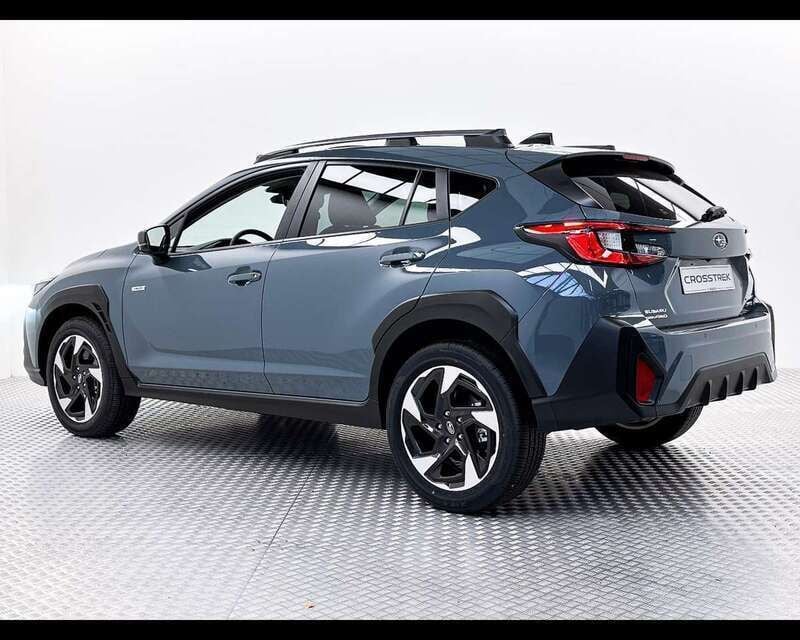 Usata Subaru Crosstrek Style 136 CV (100 kW) 2024 Offshore blue metallic SUV
