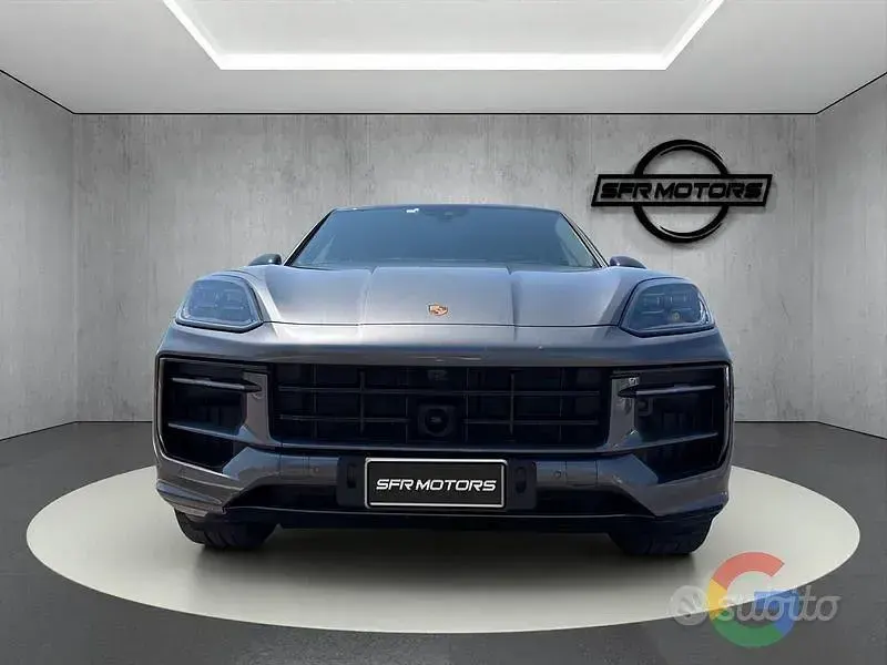 Usata Porsche Cayenne 500 CV (367 kW) 2025 SUV