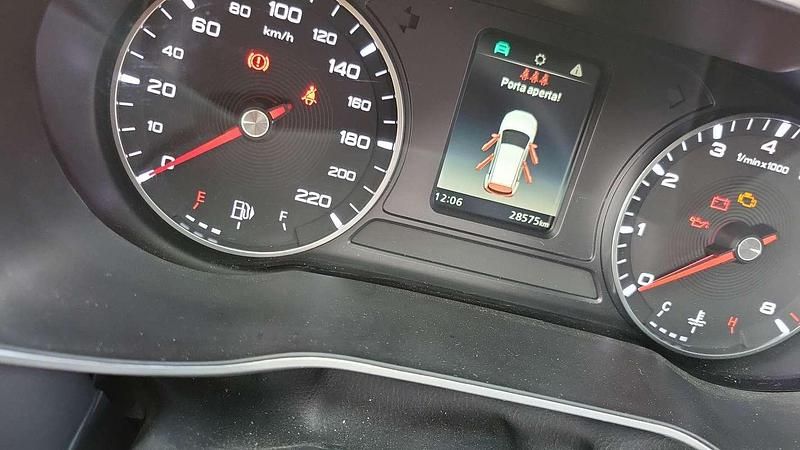 Nero Usata 2024 MG ZS Comfort SUV | 15.000 € (Buon prezzo) - Immagine 1/4