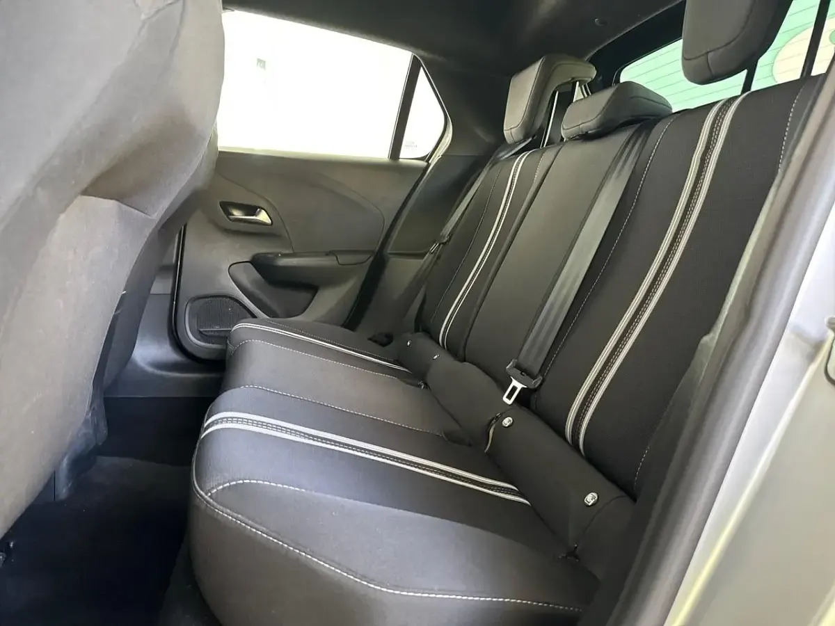Usata Opel Corsa 110 CV (80 kW) 2025 Bianco Utilitaria