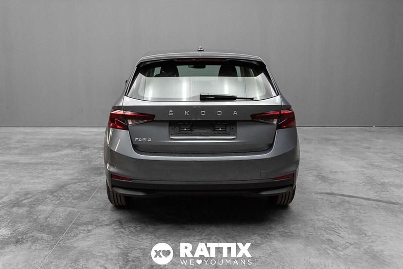 Usata Skoda Fabia Ambition 80 CV (58 kW) 2023 Grigio Utilitaria