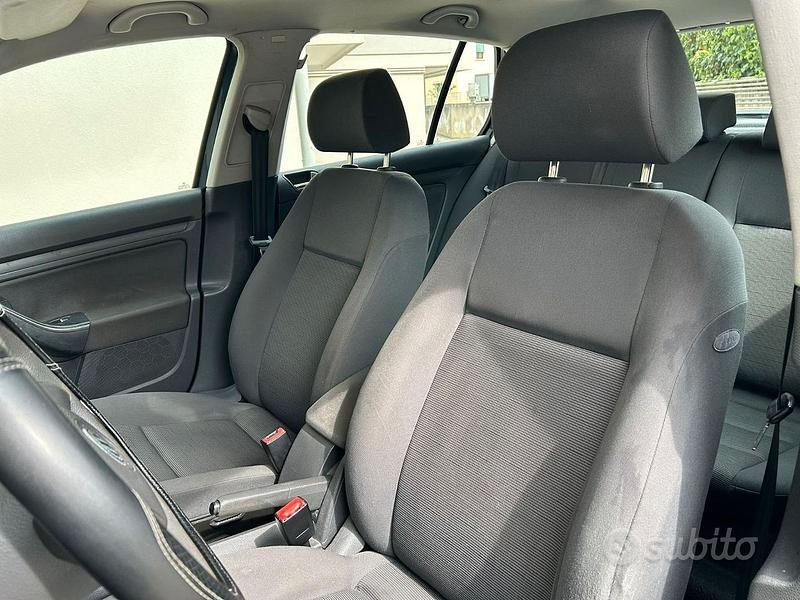 Usata VW Golf IV Trendline 75 CV (55 kW) 2004 Blu/azzurro Berlina