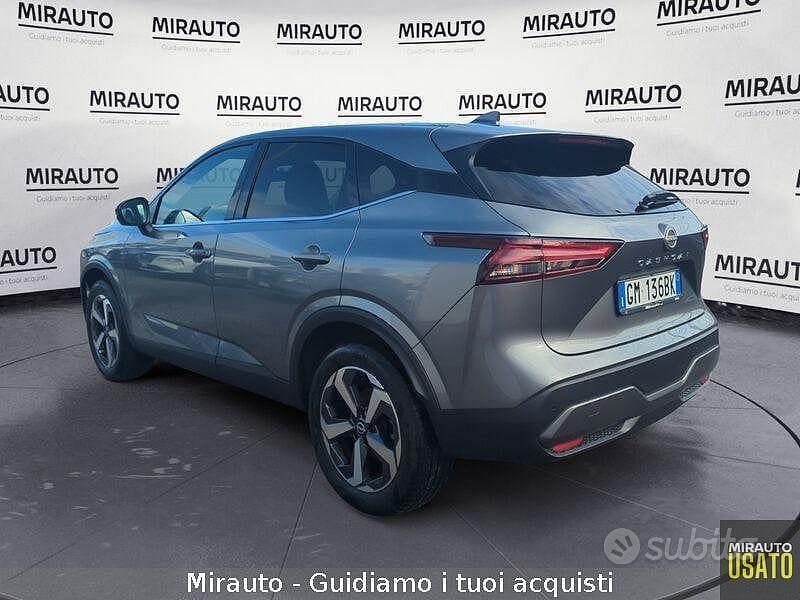 Usata Nissan Qashqai N-Connecta 140 CV (102 kW) 2022 Grigio SUV