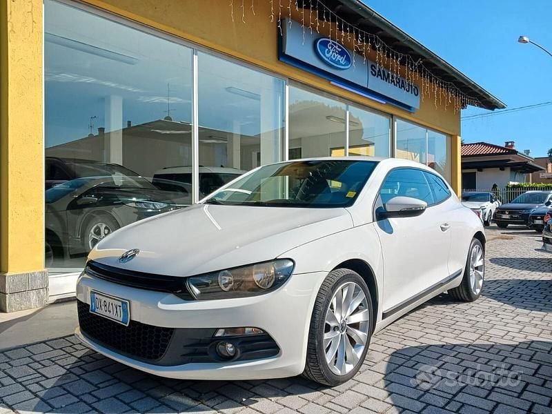 Begagnad VW Scirocco 160 HK (117 kW) 2009 Vit Sportkupé