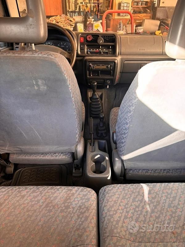 Usata Suzuki Jimny 2005 Grigio SUV