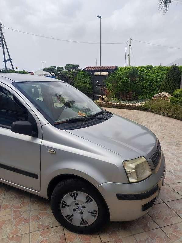 Usata Fiat Panda Dynamic 60 CV (44 kW) 2006 Grigio Utilitaria