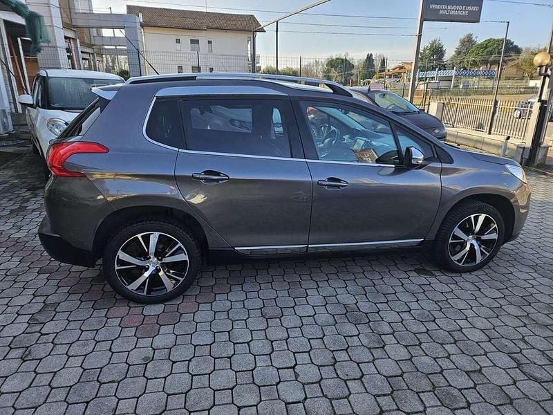 Usata Peugeot 2008 Crossway 120 CV (88 kW) 2017 Grigio SUV