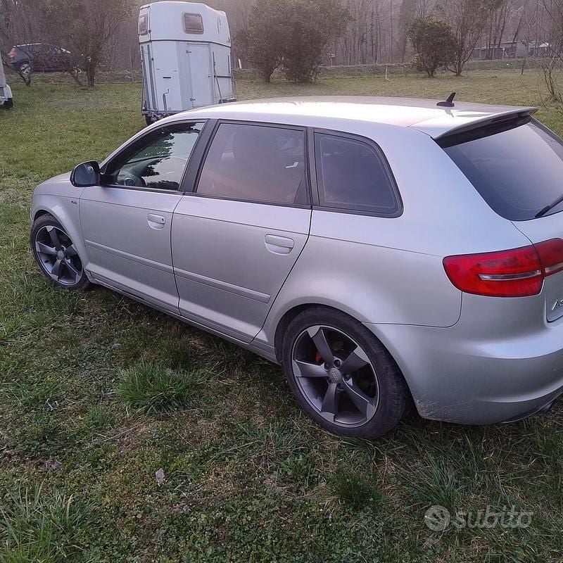 Usata Audi A3 90 CV (66 kW) 2010 Grigio Utilitaria