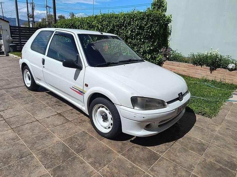 Gebraucht Peugeot 106 101 PS (74 kW) 1998 Weiß Kleinwagen