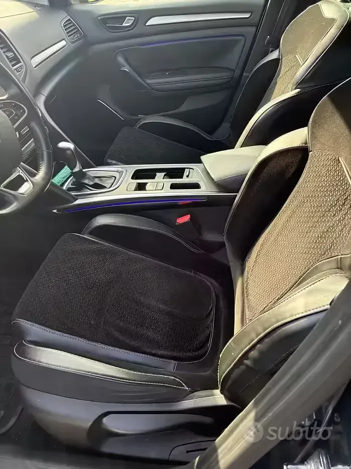 Usata Renault Mégane GrandTour 110 CV (80 kW) 2016 Blu Station wagon