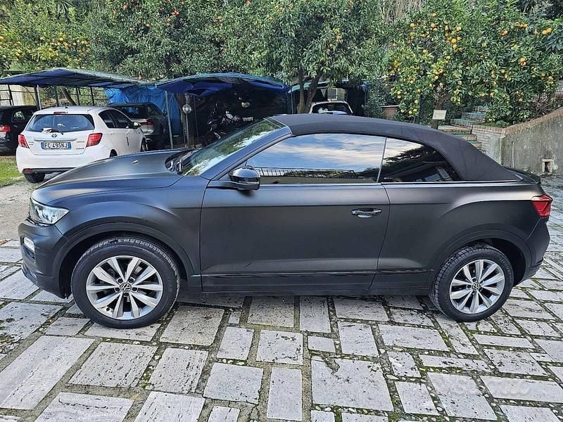 Usata VW T-Roc Cabriolet 150 CV (110 kW) 2021 Nero Cabrio