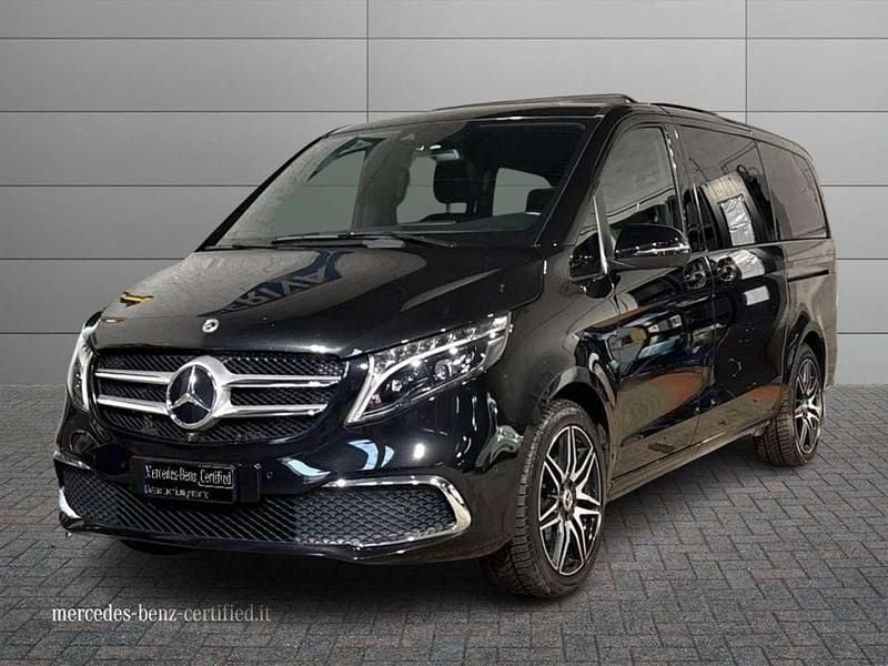Usata Mercedes V300 Premium 237 CV (174 kW) 2023 Nero ossidiana Monovolume