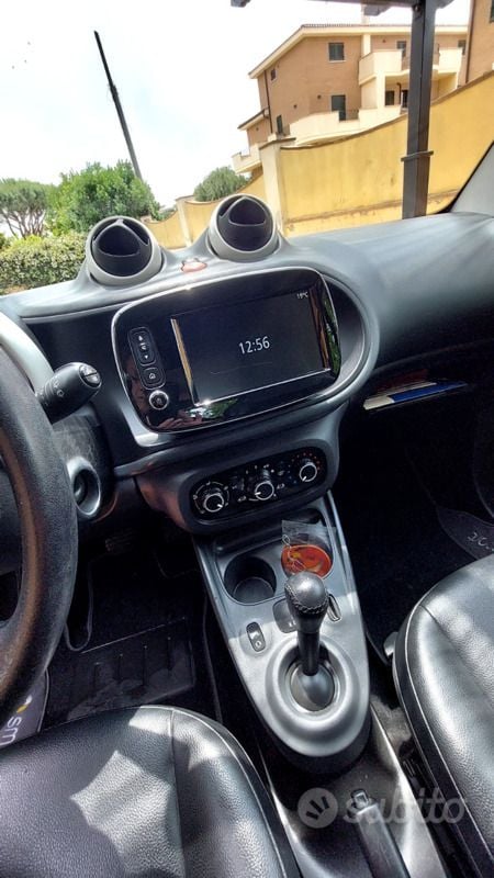 Usata Smart ForTwo Coupé 71 CV (52 kW) 2015 Utilitaria