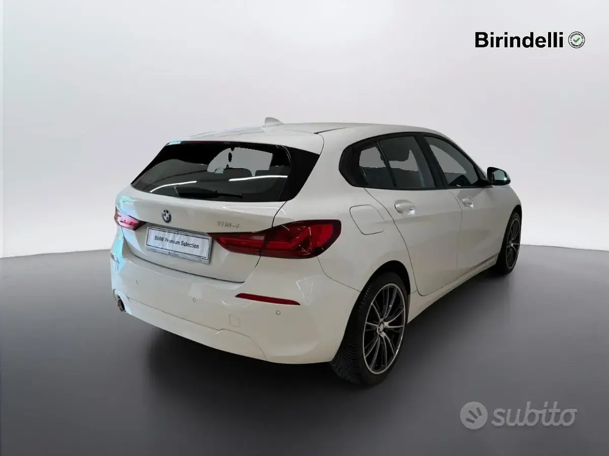 Begagnad BMW 116 Advantage 116 HK (85 kW) 2021 Vit Halvkombi