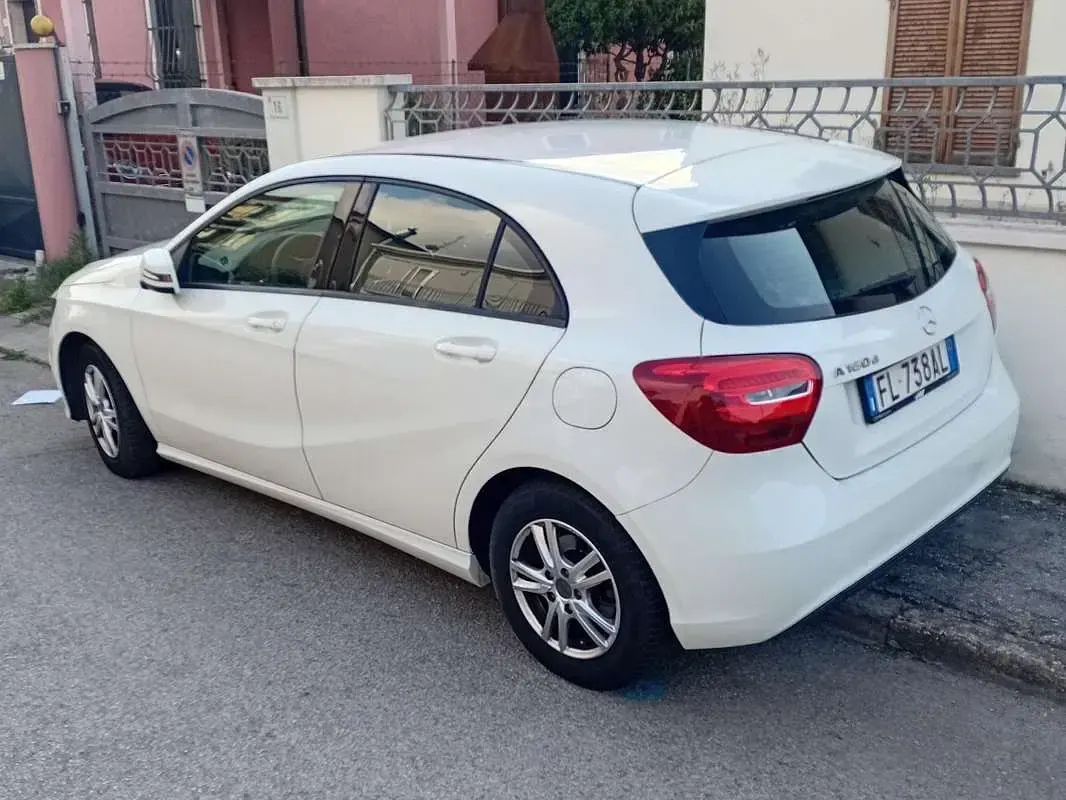 Usata Mercedes A160 Executive 90 CV (66 kW) 2017 Bianco Berlina