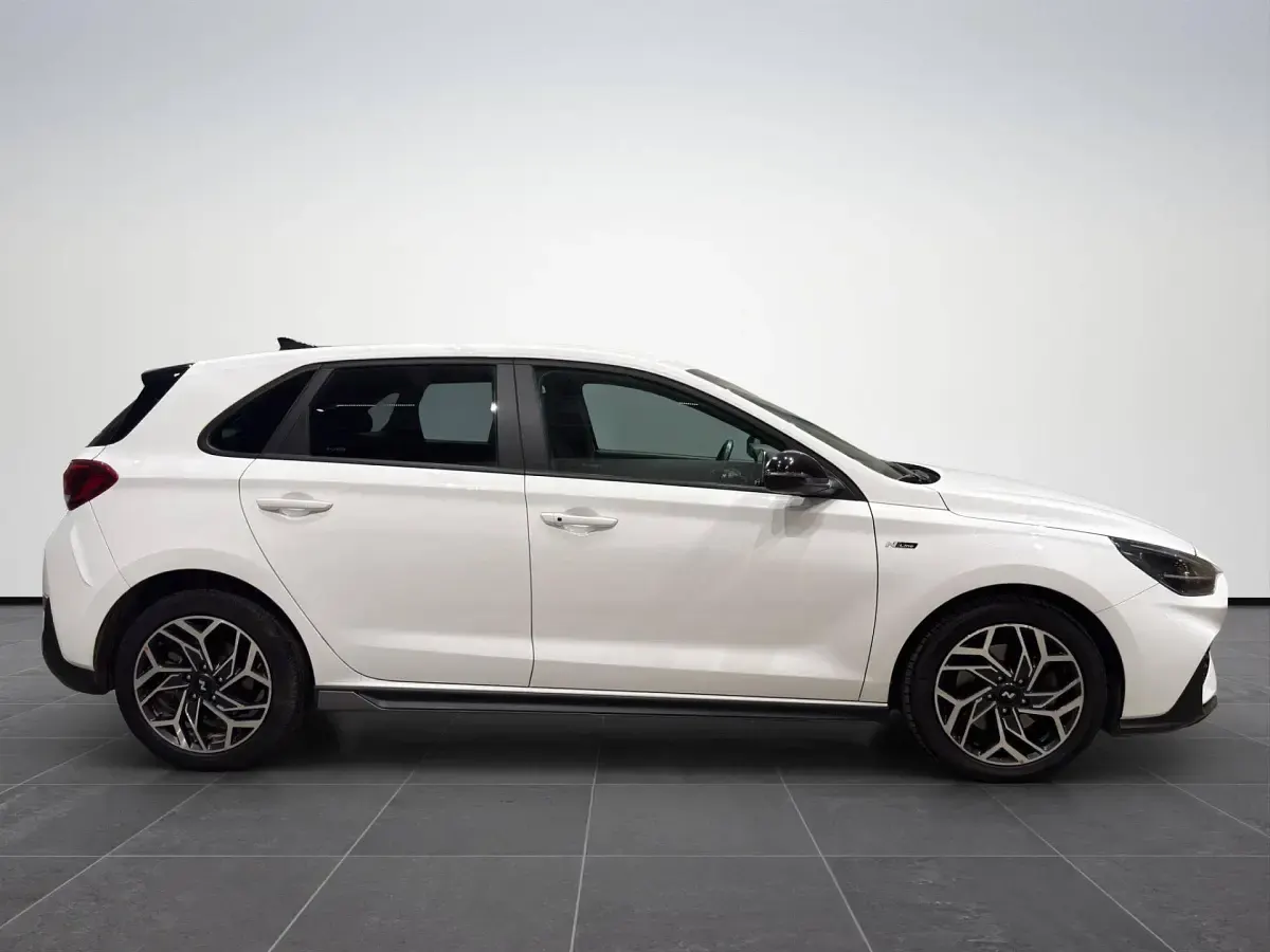 Usata Hyundai i30 N Line 101 CV (74 kW) 2024 Bianco Berlina