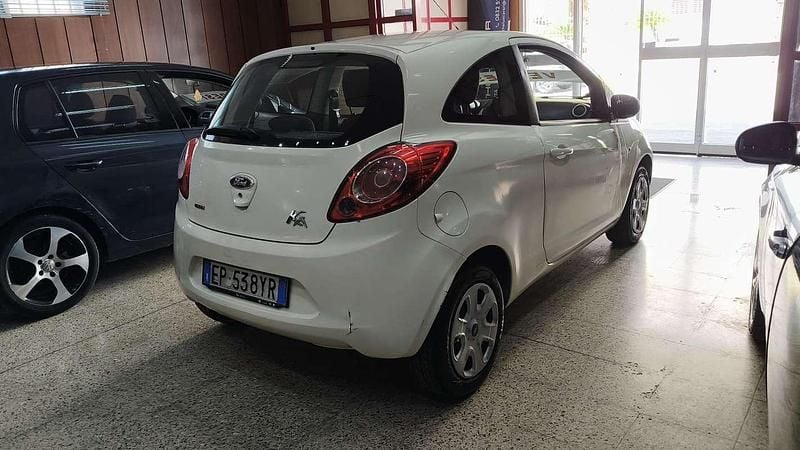 Usata Ford Ka Titanium S 75 CV (55 kW) 2013 Utilitaria