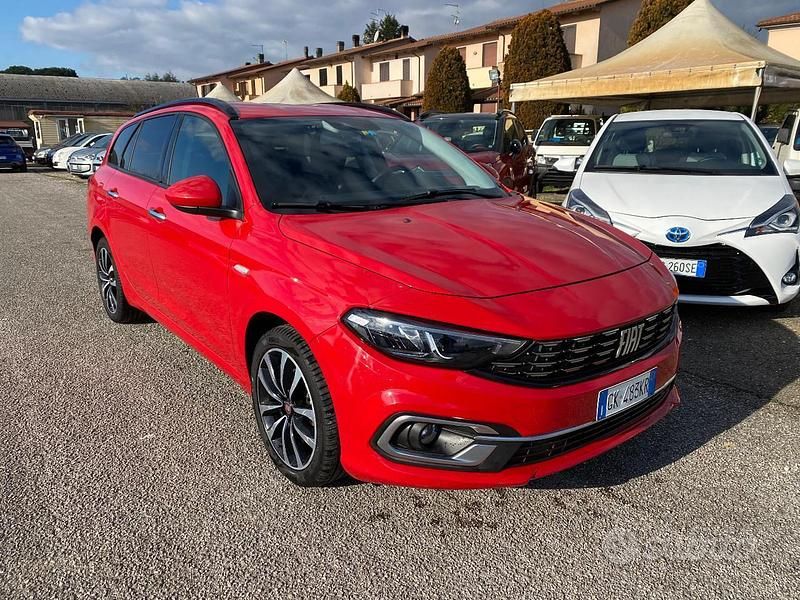 Usata Fiat Tipo City Life 131 CV (96 kW) 2022 Rosso Station wagon