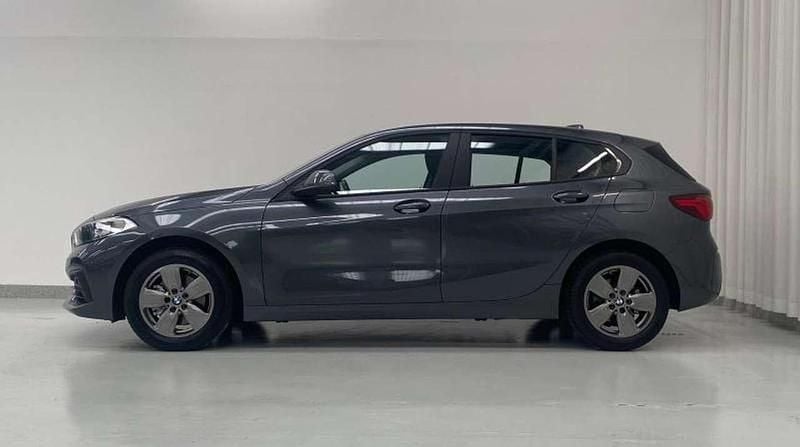 Usata BMW 118 Advantage 150 CV (110 kW) 2021 Grigio Utilitaria