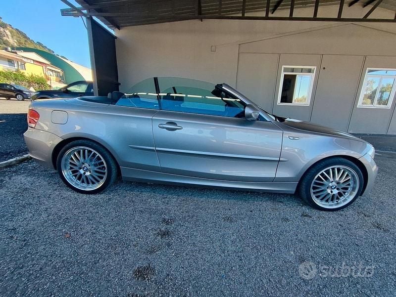 Usata BMW 118 Cabriolet 143 CV (105 kW) 2011 Grigio Cabrio