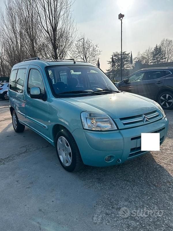 Usata Citroën Berlingo 90 CV (66 kW) 2004 Blu Monovolume