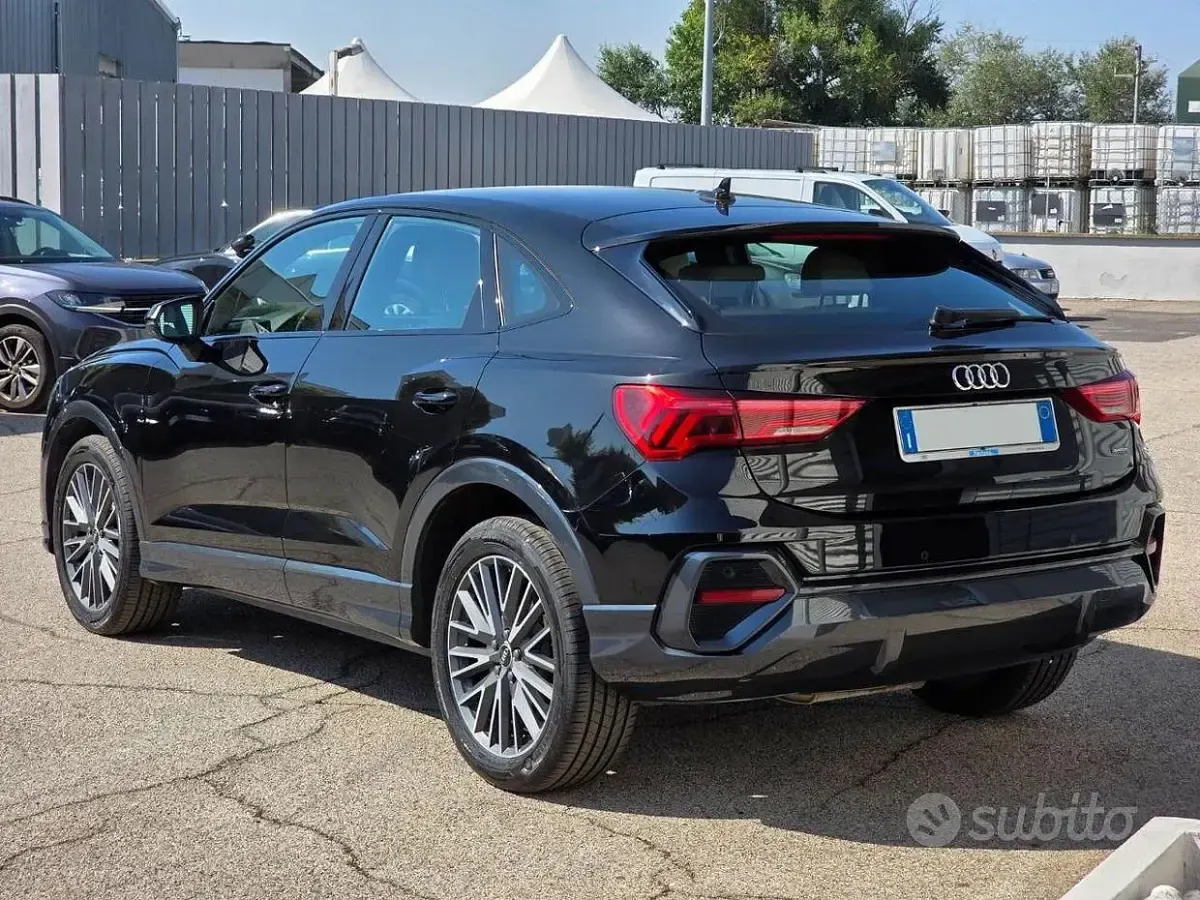 Usata Audi Q3 Sportback S-Line 150 CV (110 kW) 2021 Nero SUV