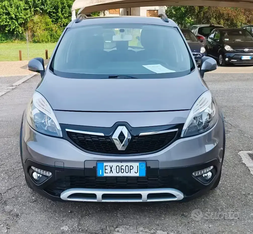 Usata Renault Scénic XMOD 110 CV (80 kW) 2014 Other Monovolume
