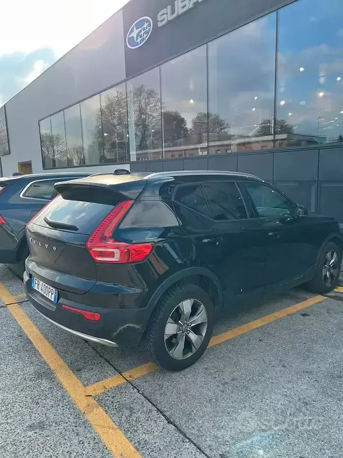 Usata Volvo XC40 190 CV (139 kW) 2018 Nero SUV