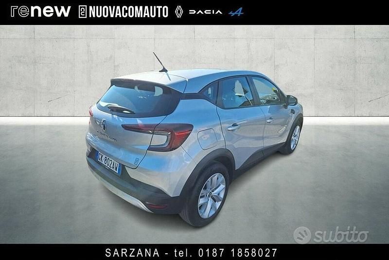 Usata Renault Captur Zen 101 CV (74 kW) 2022 Grigio SUV