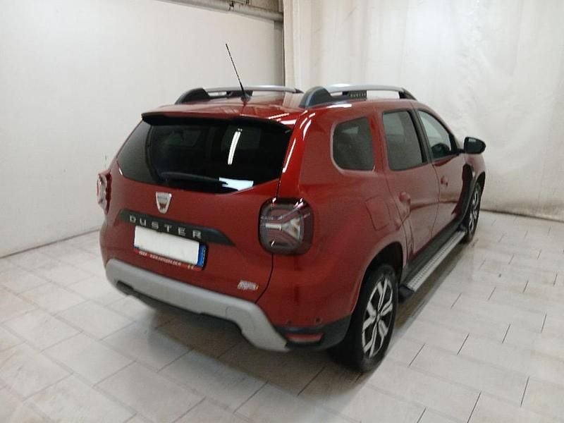 Usata Dacia Duster Prestige 101 CV (74 kW) 2022 Rosso SUV