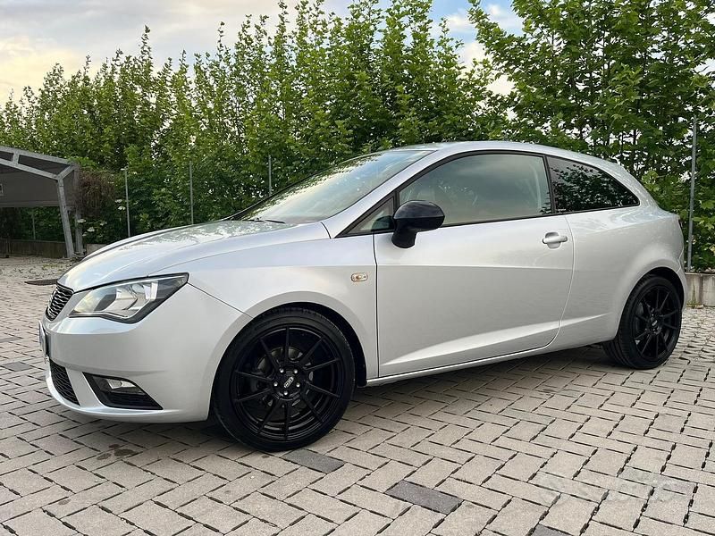 Usata Seat Ibiza 70 CV (51 kW) 2015 Coupé