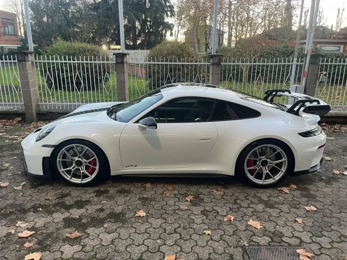 Nuova Porsche 992 510 CV (375 kW) 2025 Bianco