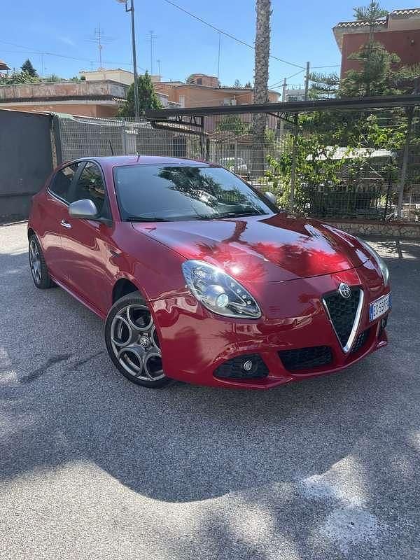 Usata 2014 Alfa Romeo Giulietta Veloce Due volumi | 4999 € (Super prezzo) - Immagine 1/4