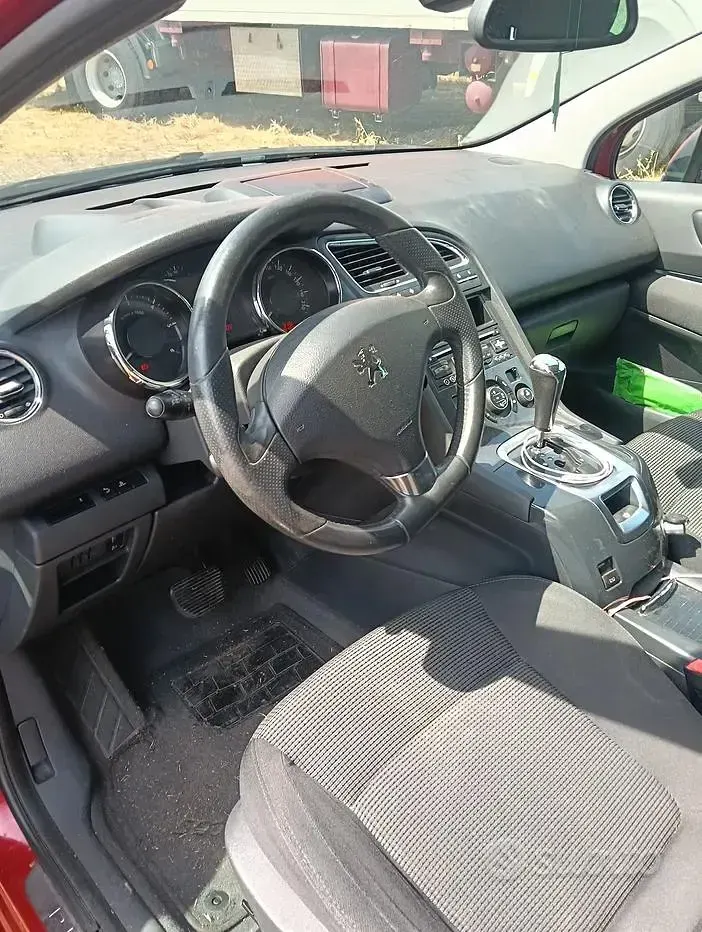 Usata Peugeot 5008 163 CV (119 kW) 2010 Rosso Monovolume